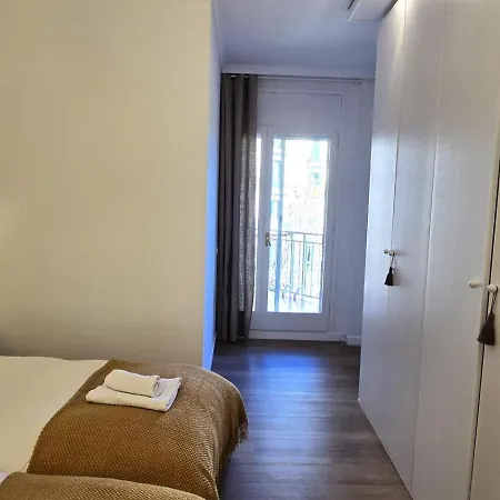 Opening Doors Monumental Apartament